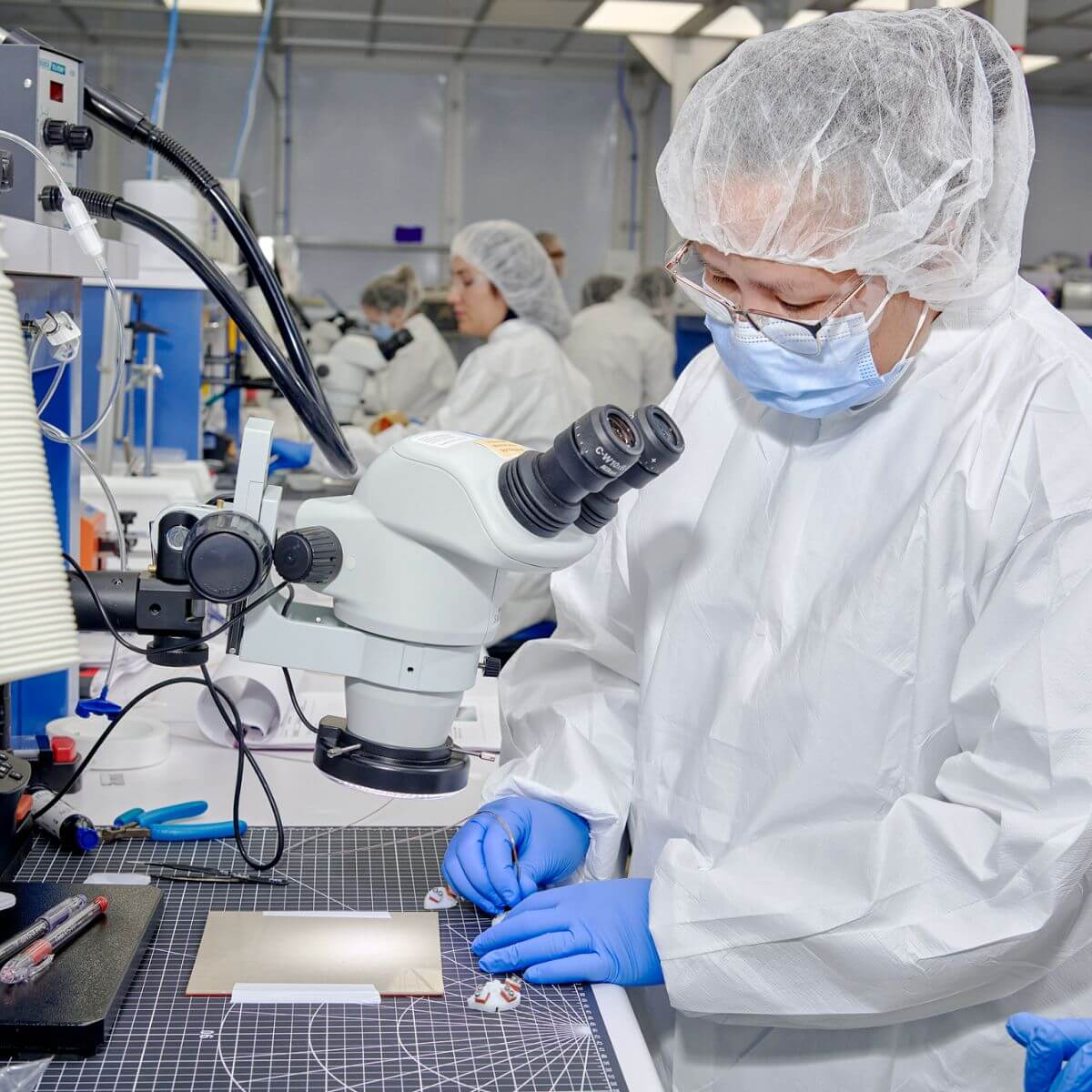 Laser Cleaning - Καθαρισμός με Laser στην βιομηχανία κατασκευής ιατρικών συσκευών
