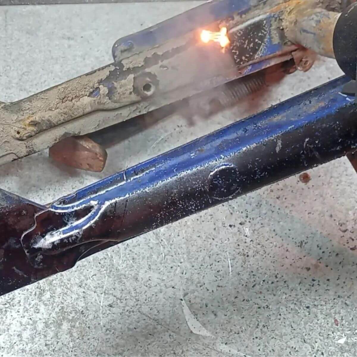 Καθαρισμός συγκολλήσεων με λέιζερ - Lasertech Systems